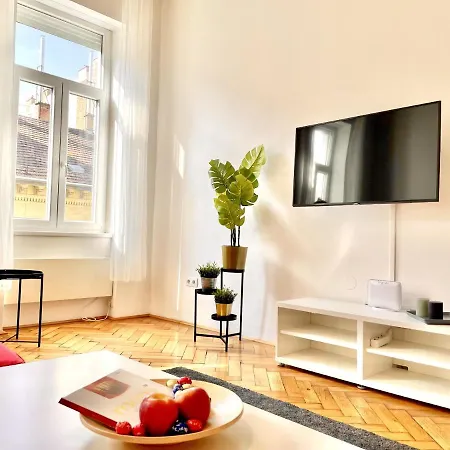 Eotvos 25 Budapest