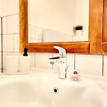 Eotvos 25 Budapest