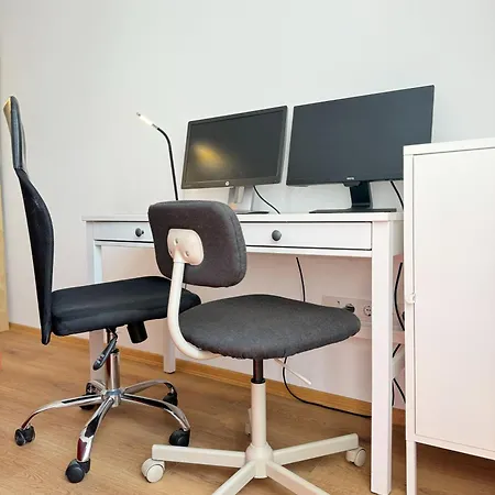 Apartament Eotvos 25