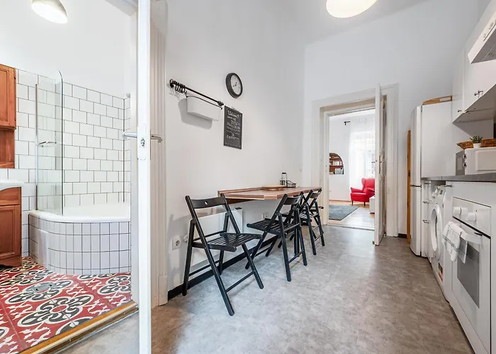 Eotvos 25 Apartment Budapest